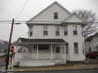 96 Mill St, Pittston, PA 18640