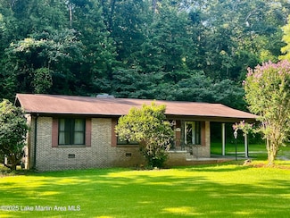 2240 Oldfield Rd, Sylacauga, AL 35150