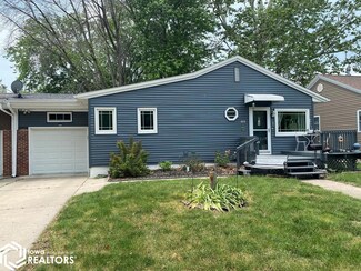 1605 Sparboe Ct, Webster City, IA 50595