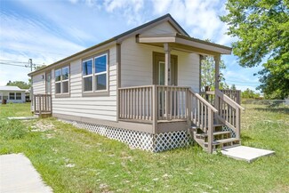 414 Central Ave, Frostproof, FL 33843