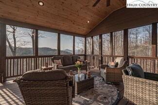 125 Misty Creek Dr, Blowing Rock, NC 28605