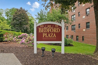 60 Barker St Unit 417, Mount Kisco, NY 10549
