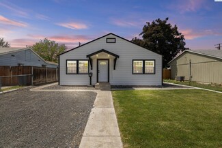1033 Willard Ave, Richland, WA 99354
