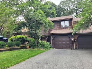 101 Patriots Rd, Morris Plains, NJ 07950