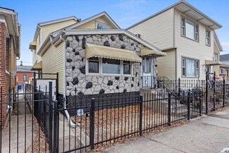 3616 S Rockwell St, Chicago, IL 60632