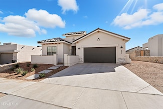 333 Emerald Pearl Dr, Horizon City, TX 79928