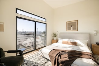 5443 1/2 Blackwelder St, Los Angeles, CA 90016