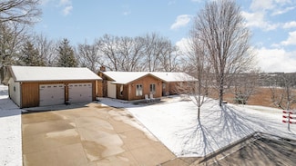 14811 Jersey Ave S, Savage, MN 55378