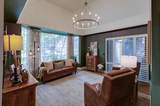 2555 W Bluff Ave Unit 152, Fresno, CA 93711