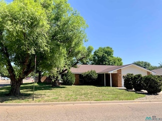 400 Chanticleer Place, Clovis, NM 88101