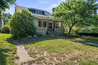 120 Euclid Ave, Sharon, PA 16146