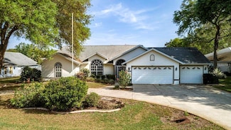 2717 Bayview Dr, Eustis, FL 32726