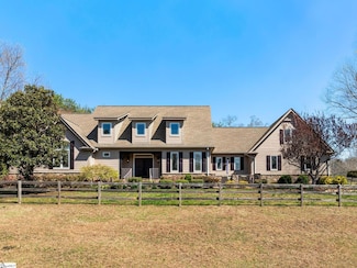 127 Pardo Rd, Landrum, SC 29356