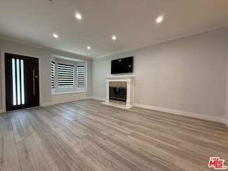 14018 Calvert St, Van Nuys, CA 91401