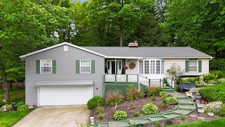 1235 Canteberry Ln, Mansfield, OH 44906