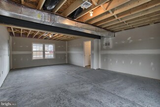 133 Nut Grove Rd, Pine Grove, PA 17963