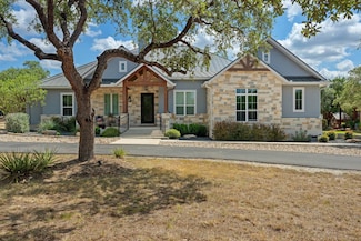 864 Coyote Ridge Dr, Spring Branch, TX 78070