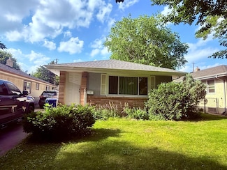 1365 Beech St, Saint Paul, MN 55106