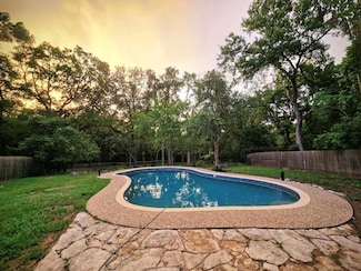 6802 Lost Valley, Austin, TX 78745