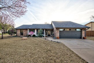 2913 Franklin Dr, Enid, OK 73703