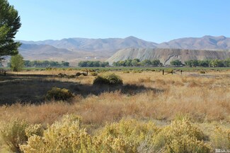 11 Pinto Dr, Yerington, NV 89447