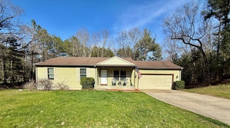 2184 Sugaridge Dr, Muskegon, MI 49445