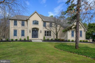 9 Waterlily Ct, Medford, NJ 08055