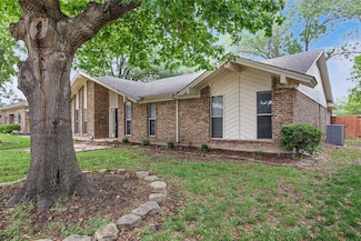 1411 Potomac Dr, Richardson, TX 75081