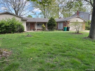 25370 Chapelweigh Dr, Farmington Hills, MI 48336