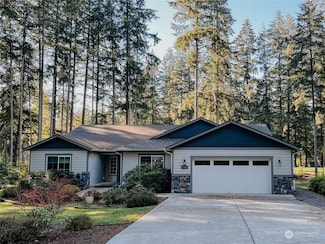 11422 109th St, Anderson Island, WA 98303