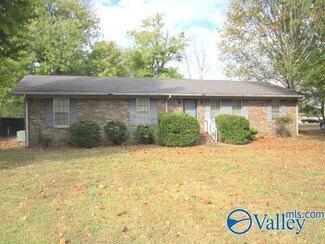 15667 Eastep Rd, Athens, AL 35611
