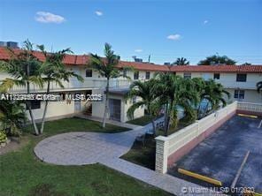 8701 SW 12th St Unit 21, Miami, FL 33174