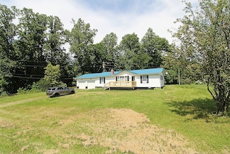290 Cardinal Point Rd, Greenup, KY 41144