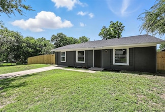 4225 Rust College Dr, Dallas, TX 75241