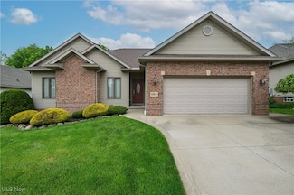 565 Sonora Dr, Barberton, OH 44203