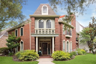 210 Victoria Way, Friendswood, TX 77546