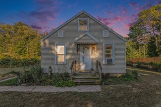 9147 3rd St, Berrien Springs, MI 49103