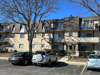 563 Fairway View Dr Unit 3H, Wheeling, IL 60090