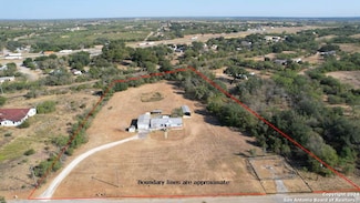 337 County Road 2518, Moore, TX 78057