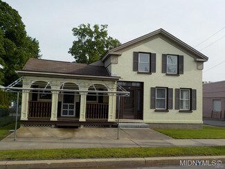 36 W Main St, Mohawk, NY 13407