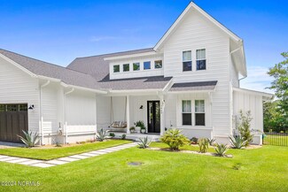 1949 Loblolly Landing Ln, Wilmington, NC 28411
