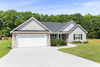 1007 Stoneham Cir, Anderson, SC 29626