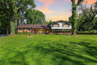11977 Randy Dr, Saint Louis, MO 63141