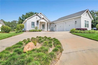 849 Apricot Ln, Fairhope, AL 36532