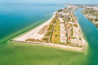 7564 Bayshore Dr Unit 202, Treasure Island, FL 33706