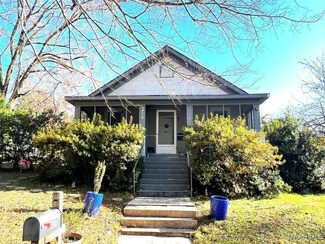 310 Riverside Ave, Tallassee, AL 36078