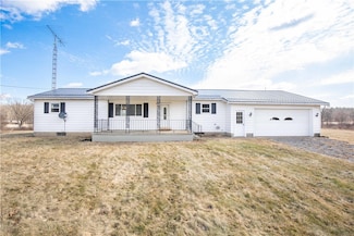 156 Wrays Dr, Volant, PA 16156