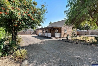 1607 Elm St, Sweet Home, OR 97386