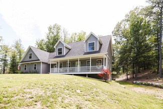 11 Jenny Dr, Gray, ME 04039