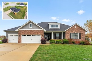 812 Green Jacket Way, O'Fallon, IL 62269